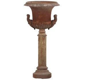 TWO PART CAST IRON CAMPAGNA STYLE GARDEN URN C 1910. TOP NOT ATTACHED TO BASE.