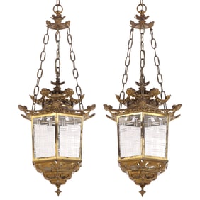 A PAIR OF BRASS AND ETCHED GLASS PAGODA FORM LANTERNS.