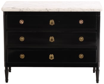 AN EBONIZED MAHOGANY LOUIS XV STYLE MARBLE TOP COMMODE HAVING BRONZE HARDWARE C 1940.