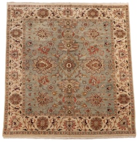 AN AGRA MAHAL RUG 8'1"X 9'10"