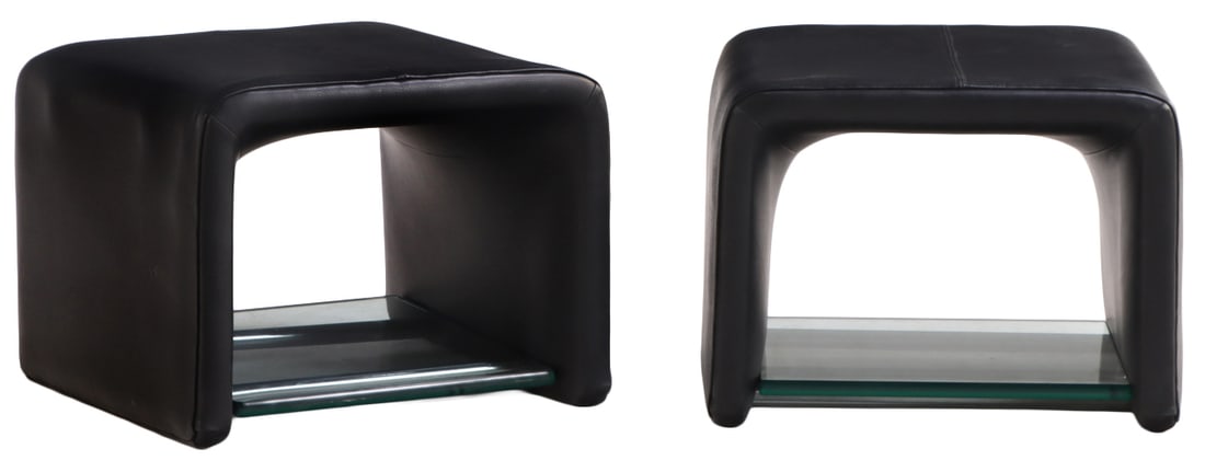 PAIR OF LEATHER, GLASS AND CHROME NIGHT STANDS BY CHURBA C 1965. (1 of 8)