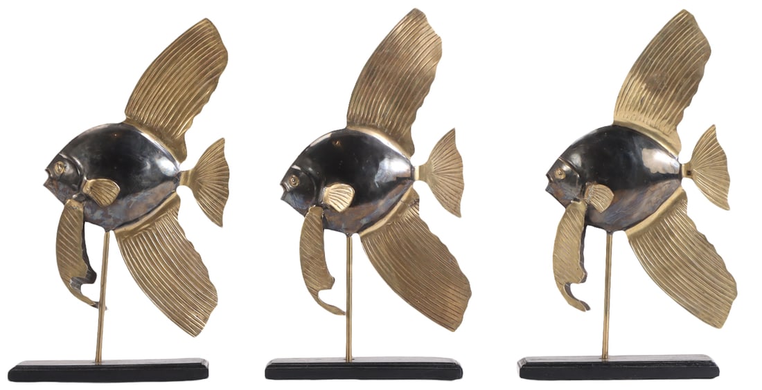 THREE MODERN ANGEL FISH SCULPTURES, CAST BRONZE AND METAL C 1980 (1 of 5)