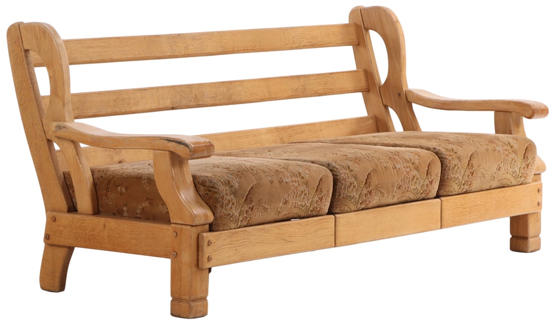 HEAVY FRENCH OAK BRUTALIST STYLE SOFA WITH LOOSE CUSHION UPHOLSTERY C 1960. (1 of 6)