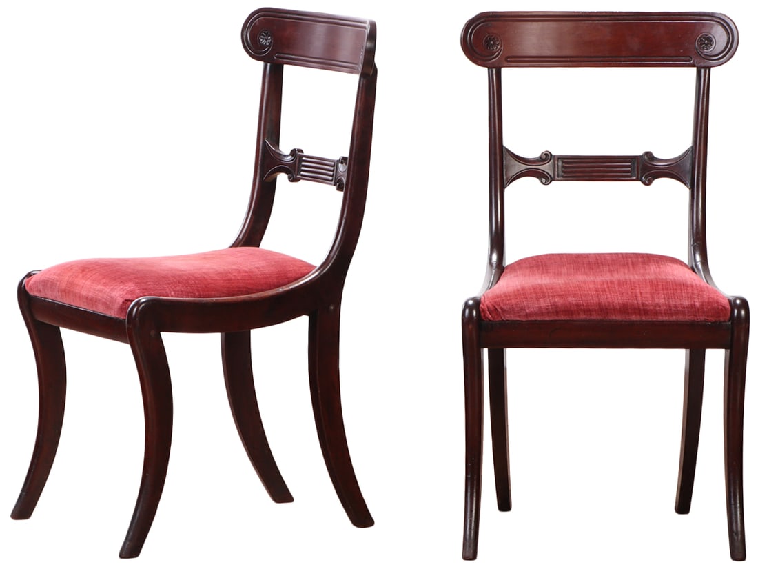 PAIR OF MAHOGANY ENGLISH REGENCY SIDECHAIRS. (1 of 7)