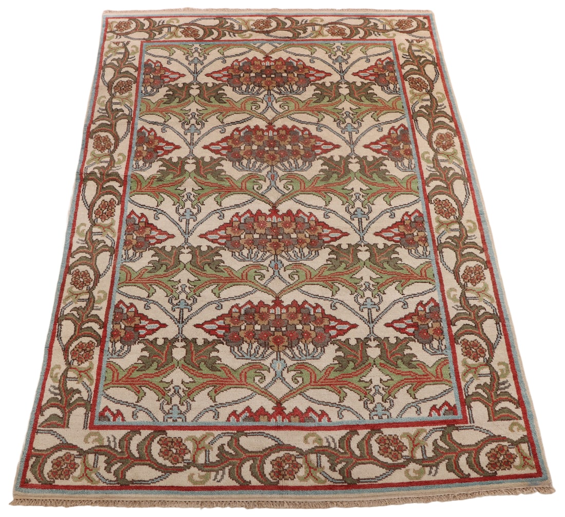 WILLIAM MORRIS ARTS AND CRAFTS STYLE RUG 8' 11" X 6': William Morris Arts and Crafts style Rug 8' 11" x 6'