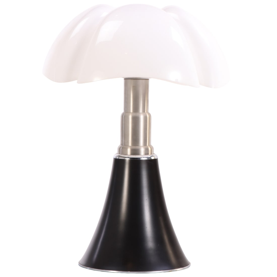 A TELESCOPIC "PIPISTRELLO" LAMP DESIGNED BY GAE AULENTI FOR MARTINELLI LUCE IN 1965 (1 of 7)
