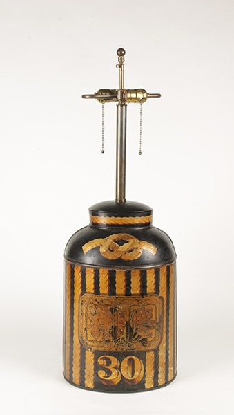 TOLE ANTIQUE STYLE TEA TIN TABLE LAMP BLACK GOLD: A nice tole antique style tea tin table lamp in black and gold. Ht: 32.5"