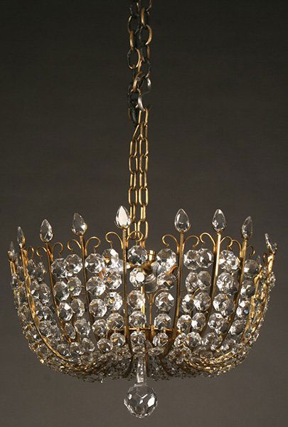 ITALIAN GAETANO SCIOLARI STYLE CHANDELIER C. 1980: A good Italian Gaetano Sciolari style bronze and faceted crystal chandelier circa 1980. Ht: 12" Dia: 18"