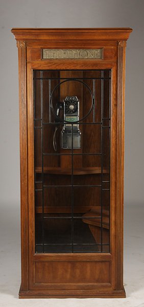 ILLUMINATED OAK TELEPHONE BOOTH VINTAGE PHONE