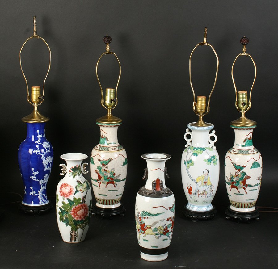 6 PC ASIAN CERAMIC LOT 4 LAMPS 2 VASES: Six piece Asian ceramic lot consisting of four vases mounted as lamps, and two vases. Vases measure 12" and 10.5". Tallest lamp: Ht: 27"