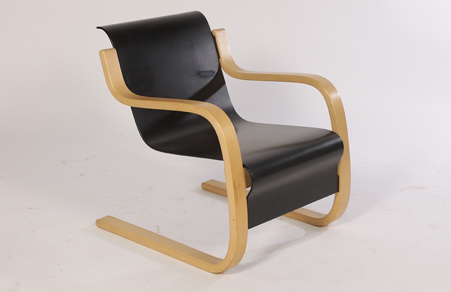 ALVAR AALTO ARM CHAIR #42 1980: Alvar Aalto arm chair #42 circa 1980. Ht: 28" Width: 24" Depth: 28"