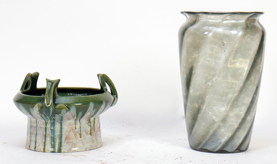 2 PC ART GLASS POTTERY LOT AQUA VASE POT (1 of 5)