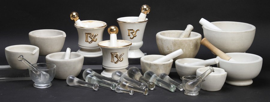 34 PCS VINTAGE CERAMIC GLASS MORTARS & PESTLES (1 of 4)