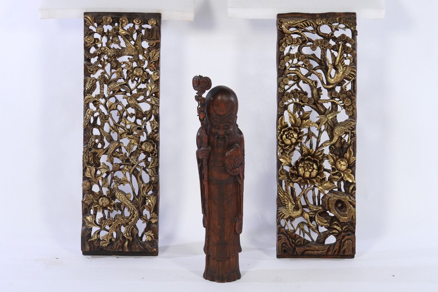 3 WOODEN ITEMS PAIR ASIAN PLAQUES CHINESE FIGURE (1 of 4)