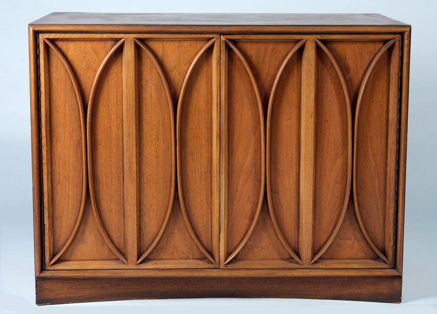 ROBSJOHN GIBBINGS FOR WIDDICOMB WALNUT SERVER (1 of 6)