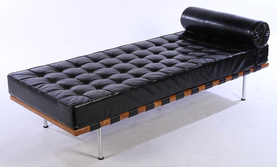 LUDWIG MIES VAN DER ROHE STYLE DAYBED LEATHER (1 of 5)