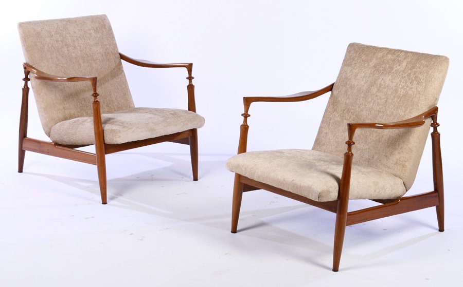 PAIR MID CENTURY ITALIAN OPEN ARMCHAIRS C1950 (1 of 6)