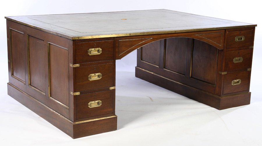 UNUSUAL LARGE MAHOGANY LEATHER TOP PARTNERS DESK (1 of 4)