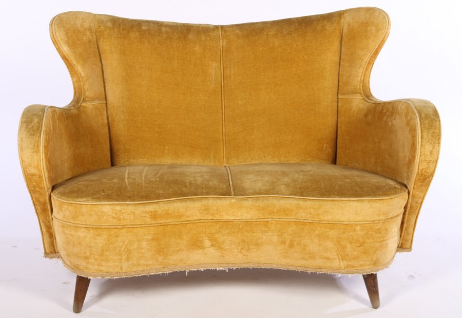 WHIMSICAL ITALIAN UPHOLSTERED SETTEE 1950 (1 of 4)