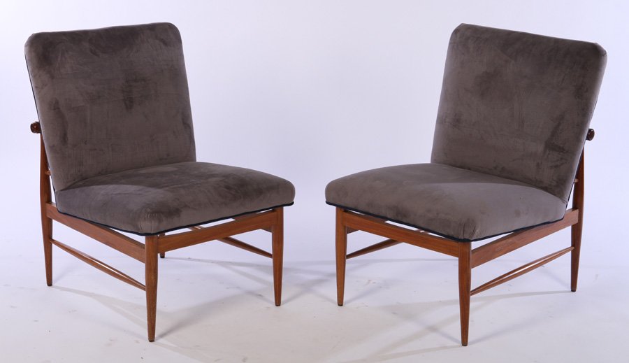 PAIR MID CENTURY LOUNGE CHAIRS FINN JUHL 1960 (1 of 5)