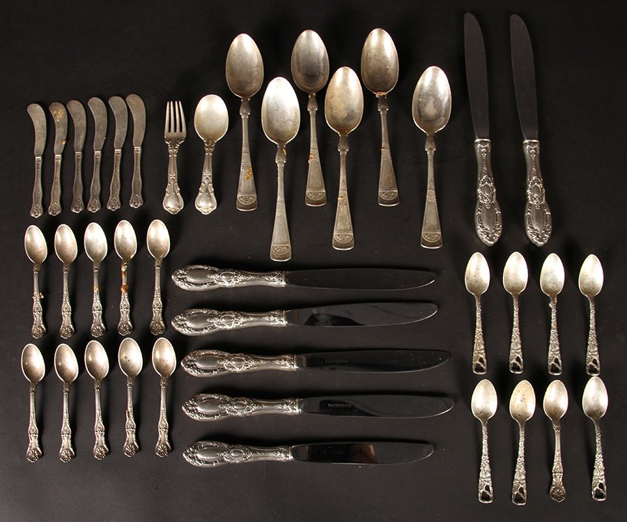 40 PC LOT STERLING SILVER C.1930 18.555 TROY OZ (1 of 3)