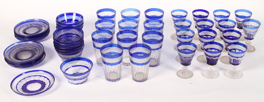 47 PC SET BLUE CUT TO CLEAR CRYSTAL 1940 (1 of 3)