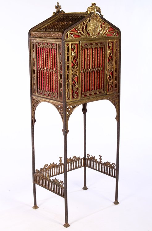 BRONZE IRON OSCAR BACH CABINET CREST 1910 (1 of 3)