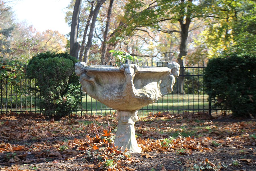 MONUMENTAL CARVED MARBLE ACANTHUS GARDEN URN (1 of 6)