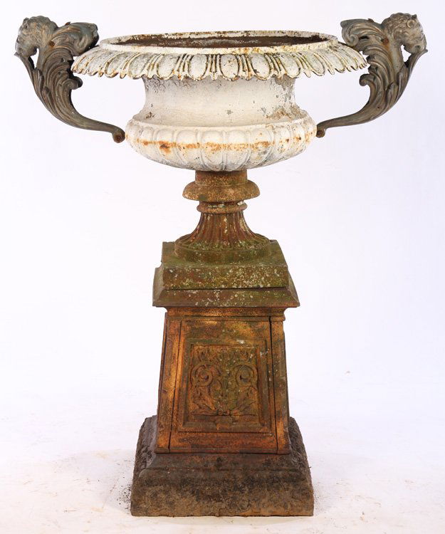 19TH CENT AMERICAN VICTORIAN CAST IRON GARDEN URN (1 of 5)