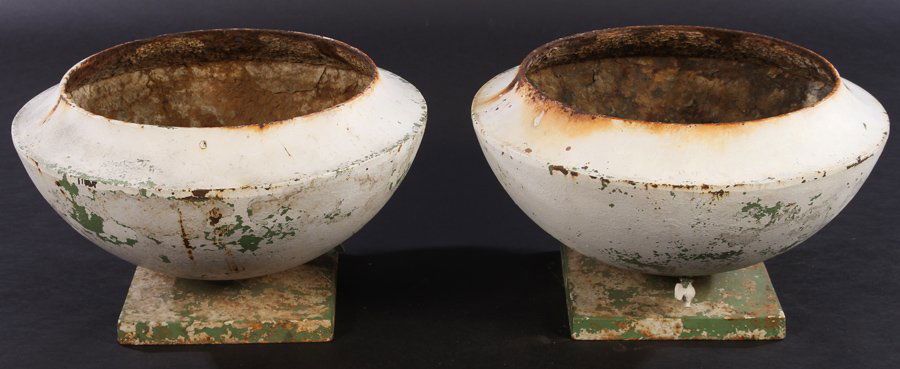 EARLY 20TH CENT. ART DECO CAST IRON GARDEN URNS (1 of 4)