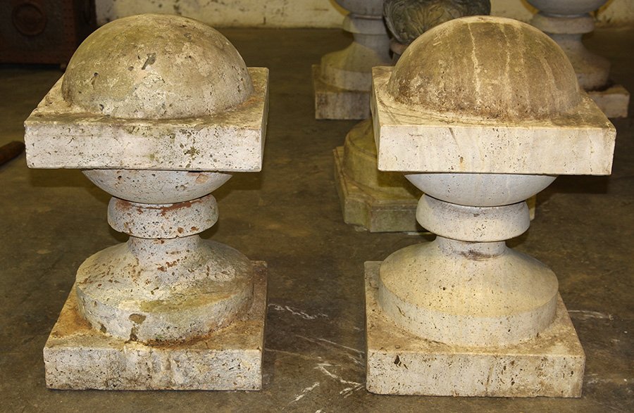 PAIR GEORGIAN TRAVERTINE FINIALS SPHERE FORM TOPS: A pair of Georgian style travertine finials having sphere form tops. Ht: 31" Width: 18" Depth: 18"