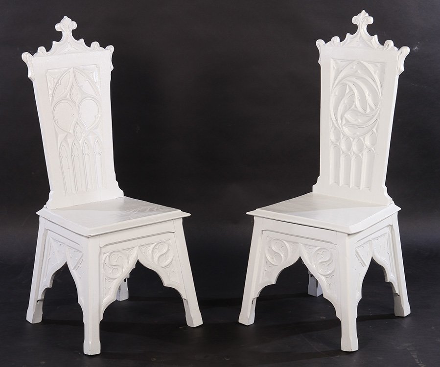 PAIR OF GOTHIC STYLE CARVED OAK SIDE CHAIRS C1920 (1 of 5)