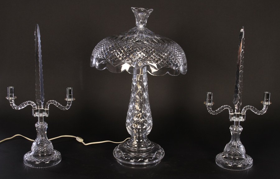 LOT OF 3 CUT CRYSTAL ITEMS TABLE LAMP CANDELABRUM (1 of 6)