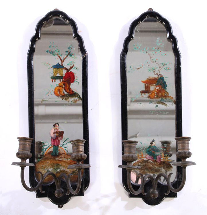 A PAIR OF CHINOISERIE MIRRORED WALL SCONCES C1940 (1 of 5)