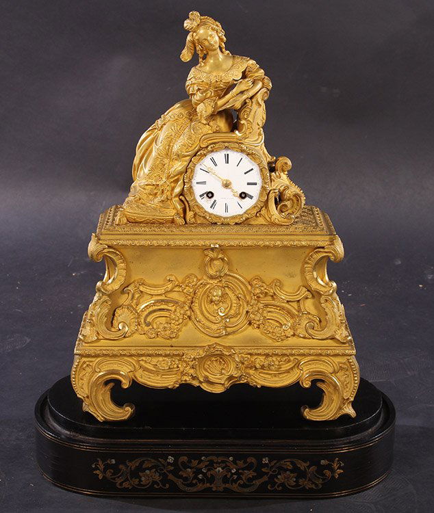 A CAST FRENCH DORE BRONZE MANTLE CLOCK C.1830 (1 of 6)