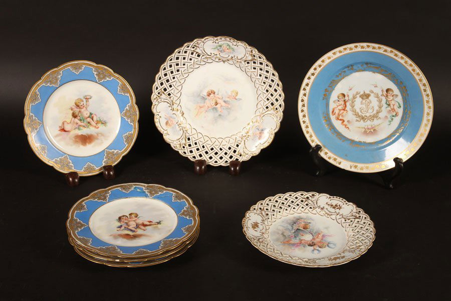 A LOT OF 7 HAND PAINTED CABINET PLATES CIRCA 1920 (1 of 5)