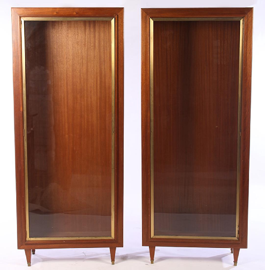 PAIR MAHOGANY VITRINES 4 GLASS SHELVES 1950 (1 of 4)