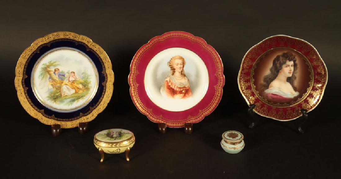 LOT PORCELAIN 3 HANDPAINTED PLATES 2 RINGS 1920 (1 of 6)