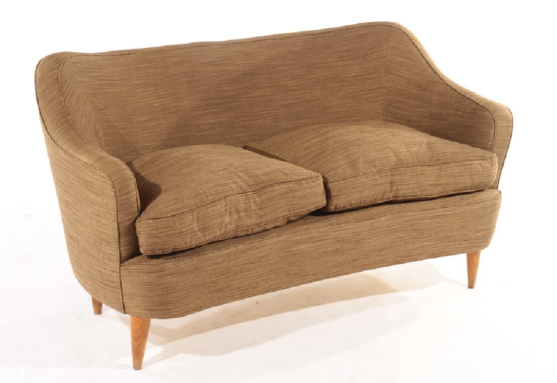 ITALIAN MODERN UPHOLSTERED SETTEE 1960 (1 of 4)