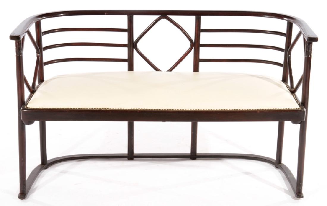 CLASSICAL BENT WOOD BENCH JOSEF HOFFMANN (1 of 4)