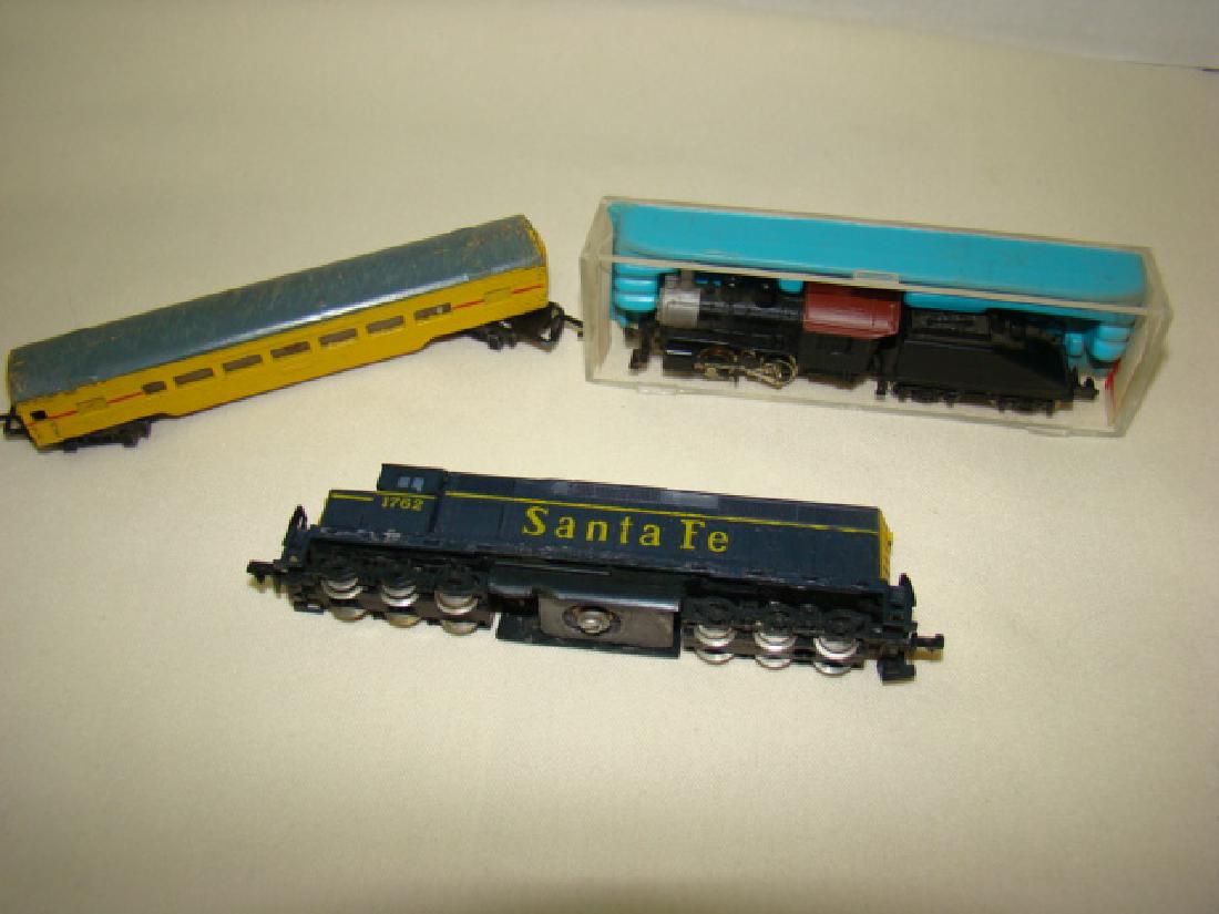 ATLAS N SCALE STEAM LOCO 2185-SANTA FE AND LONE ST (1 of 6)