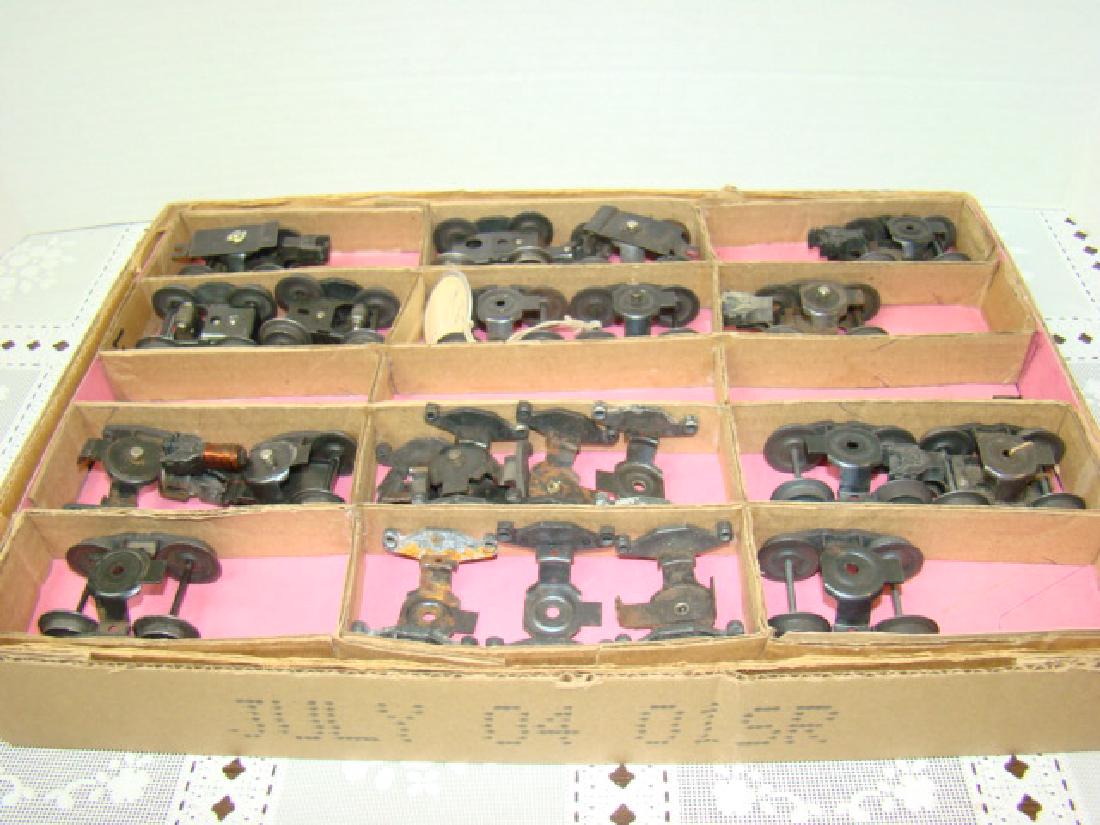 LARGE SELECTION OF LIONEL TRUCKS PARTS ONLY (1 of 5)