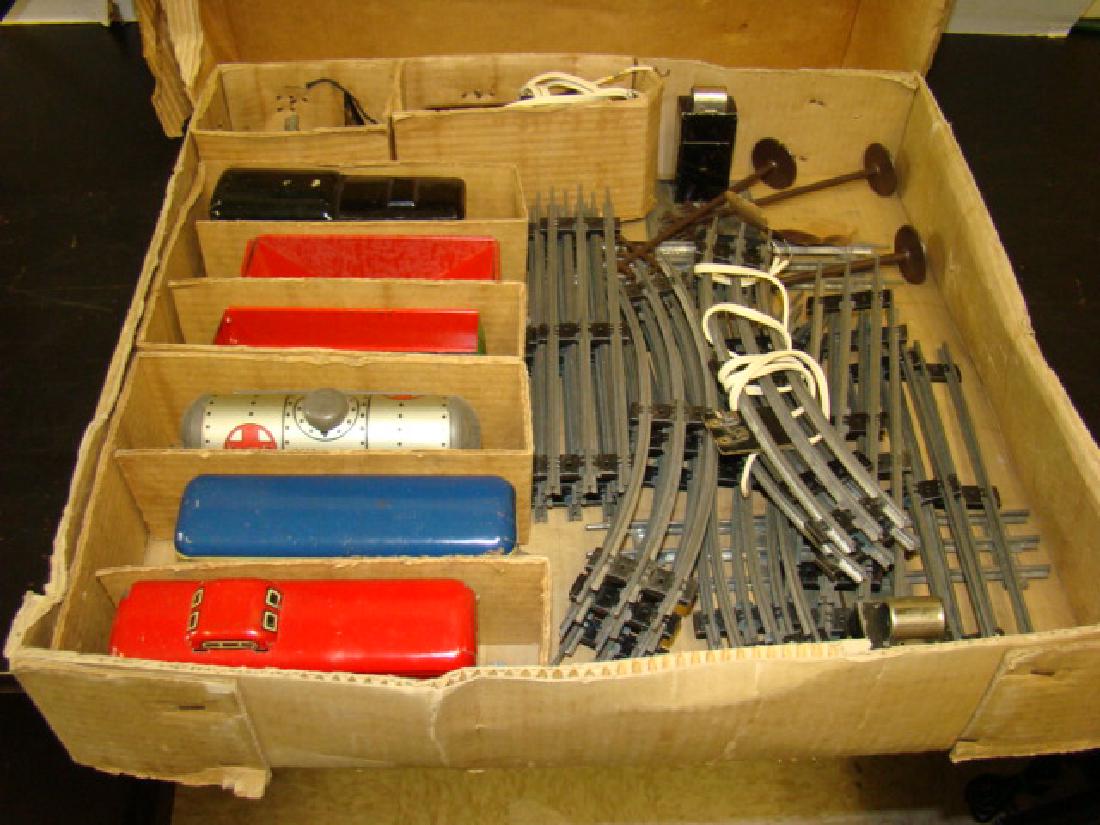 VINTAGE MARX STREAM LINE STEAM TYPE ELECTRIC TRAIN (1 of 9)