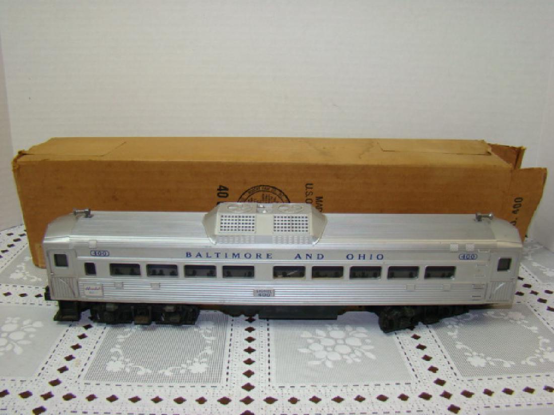 LIONEL TRAIN- BALTIMORE & OHIO PASSENGER TRAIN IN (1 of 8)