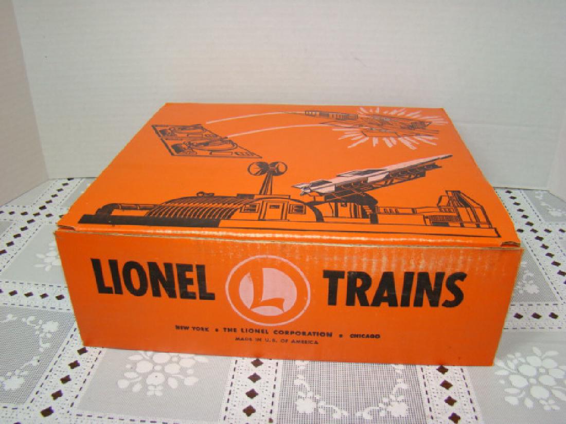 LIONEL HO SCALE  MISSILE LAUNCHING PLATFORM WITH E (1 of 4)