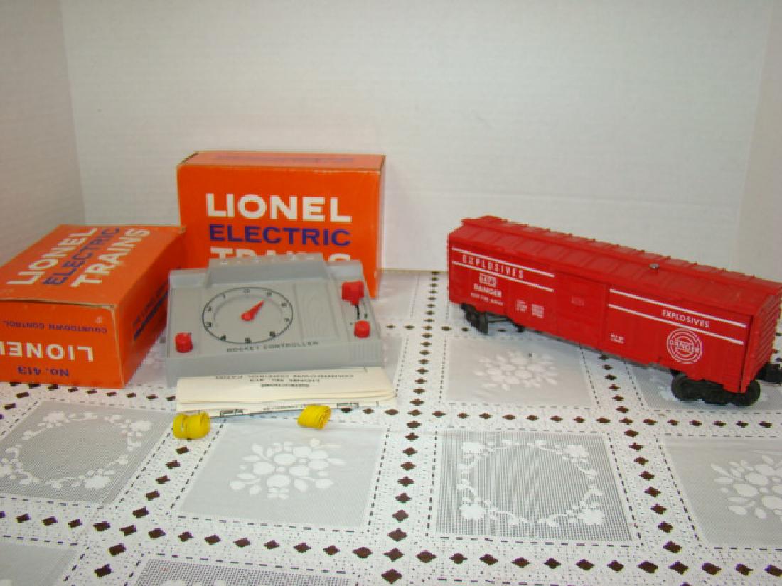 LIONEL  TRAINS- 1 TARGET CAR & 2 COUNTDOWN CONTRO (1 of 5)