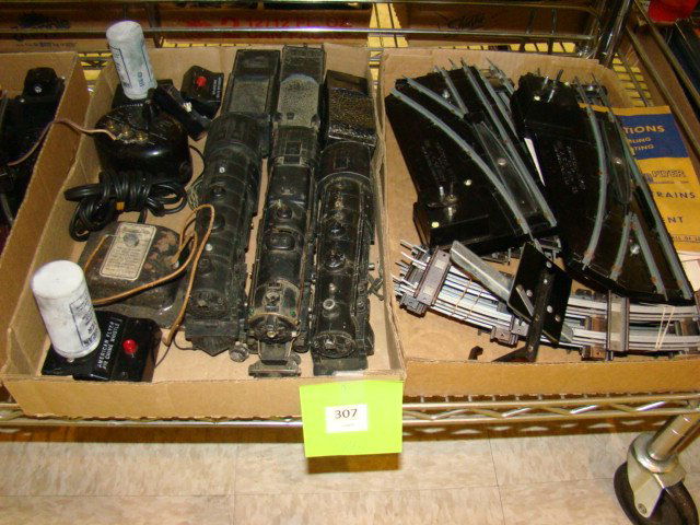 AMERICAN FLYER TRAINS-CONTROLLERS-TRACK (1 of 3)