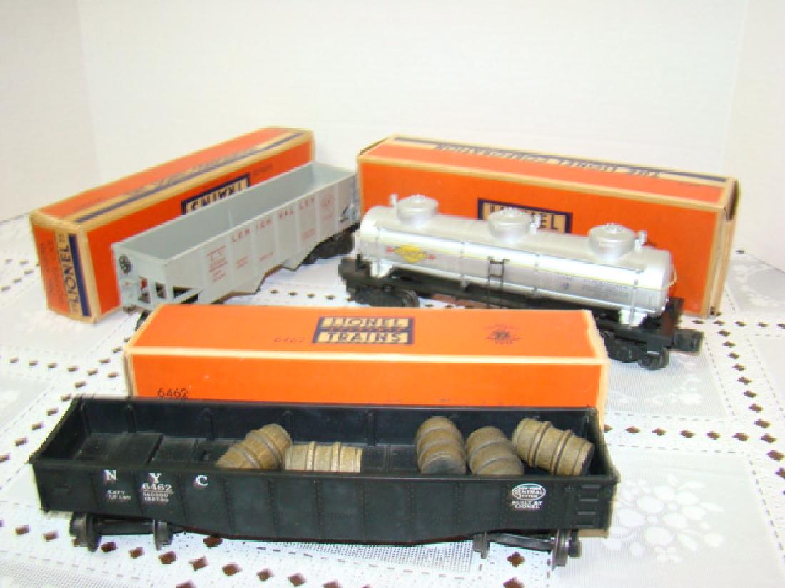 LIONEL HOPPER-GONDOLA-TANKER CARS IN ORIGINAL BOXE (1 of 7)
