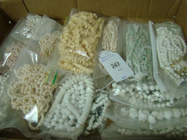 VINTAGE FRESH WATER PEARL NECKLACES & MORE: VINTAGE FRESH WATER PEARL NECKLACES - WHITE & PINK SHADES OF COLORS-VARIOUS SIZES & DESIGNS OF WHITE BEADED NECKLACES- GREEN STONE NECKLACES & MORE- SOME WILL NEED REPAIR OR REPURPOSING