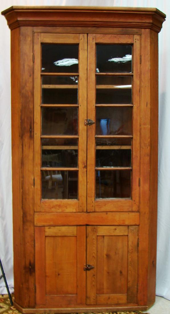 VINTAGE 1800'S AMERICAN PINE CORNER CABINET (1 of 10)